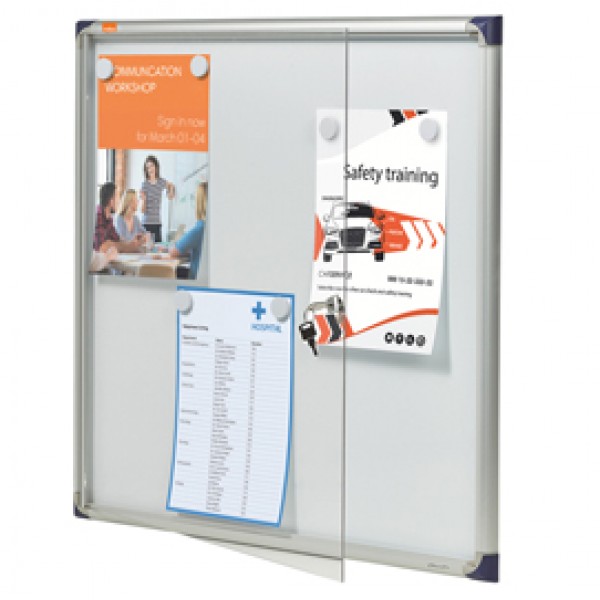 Bacheca per interni ultrapiatta - fondo in metallo magnetico bianco - 6 fogli A4 - orizzontale - Nobo Bacheca per interni ultrapiatta - fondo in metallo magnetico bianco - 6 fogli A4 - orizzontale - Nobo