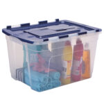 Contenitore multiuso Bankers Box - 43 x 59 x 35 cm - 55 L - PP - con coperchio a cerniera blu - trasparente - Fellowes - immagine 2