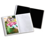 Album portafoto a busta saldato - assortiti - 125 x 165 mm - contiene fino a 24 foto da 10x15cm - Lebez - immagine 2