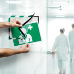 Cornice Duraframe Security - adesiva - pannello magnetico - A4  (21 x 29,7 cm) - verde/bianco - Durable - immagine 2