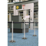 Colonnina segnapercorso cromata - altezza 100 cm - nastro retrattile nero da 210 cm - Securit - immagine 2