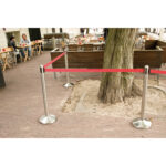Colonnina segnapercorso cromata - altezza 100 cm - nastro retrattile rosso da 210 cm - Securit - immagine 3