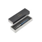 Penna sfera Jotter Core - punta M - fusto blu ghiaccio - Parker - immagine 2
