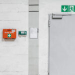 Nastro adesivo DURALINESTRONG 50/07 1726 - permanente - 5 cm x 30 m - verde/bianco - Durable - immagine 2