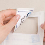 Etichette badge - in seta acetata - laser - rimovibili - 80 x 50 mm - 10 et/fg - 20 fogli - bianco - Avery - immagine 4