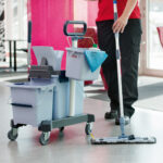 Carrello per pulizie UltraSpeed Pro Doppio - con barra - 33 L - 62 x 38 x 85 cm - Vileda - immagine 3