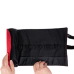 Astuccio arrotolabile Roller - con astuccio zip interno - 24 scomparti - 7,5 x 21,5 cm - tessuto - rosso - Koh.I.Noor - immagine 3