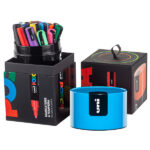 Gift Box c/coperchio blu 18 marcatori Uni Posca PC5M punta media col.ass. UNI