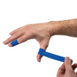Bendaggio coesivo Detectaplast - per HACCP - 3 cm x 4,5 m - blu - PVS - immagine 3
